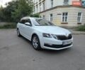 Белый Шкода Октавия, объемом двигателя 1.6 л и пробегом 263 тыс. км за 12400 $, фото 2 на Automoto.ua