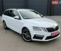 Белый Шкода Октавия, объемом двигателя 2 л и пробегом 229 тыс. км за 16950 $, фото 1 на Automoto.ua