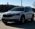 Белый Шкода Октавия, объемом двигателя 1.97 л и пробегом 255 тыс. км за 16500 $, фото 1 на Automoto.ua