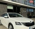 Белый Шкода Октавия, объемом двигателя 1.6 л и пробегом 236 тыс. км за 11900 $, фото 1 на Automoto.ua