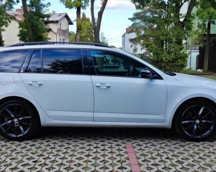 Білий Шкода Октавія, об'ємом двигуна 2 л та пробігом 57 тис. км за 7000 $, фото 7 на Automoto.ua