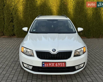 Белый Шкода Октавия, объемом двигателя 2 л и пробегом 183 тыс. км за 14300 $, фото 21 на Automoto.ua