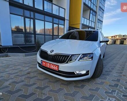 Белый Шкода Октавия, объемом двигателя 1.6 л и пробегом 245 тыс. км за 12499 $, фото 15 на Automoto.ua