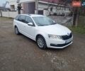 Білий Шкода Октавія, об'ємом двигуна 1.6 л та пробігом 247 тис. км за 10900 $, фото 17 на Automoto.ua