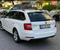 Білий Шкода Октавія, об'ємом двигуна 1.6 л та пробігом 216 тис. км за 13299 $, фото 1 на Automoto.ua