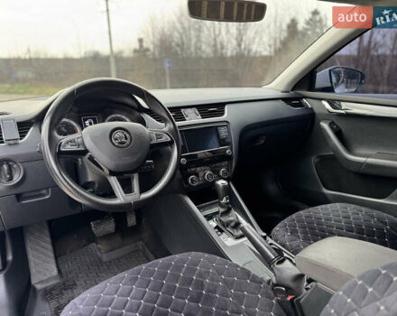 Білий Шкода Октавія, об'ємом двигуна 1.8 л та пробігом 216 тис. км за 14190 $, фото 25 на Automoto.ua