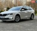 Білий Шкода Октавія, об'ємом двигуна 1.6 л та пробігом 290 тис. км за 11999 $, фото 2 на Automoto.ua