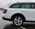 Белый Шкода Октавия, объемом двигателя 2 л и пробегом 245 тыс. км за 17390 $, фото 13 на Automoto.ua