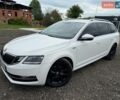 Белый Шкода Октавия, объемом двигателя 2 л и пробегом 262 тыс. км за 15000 $, фото 1 на Automoto.ua