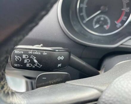 Белый Шкода Октавия, объемом двигателя 2 л и пробегом 220 тыс. км за 16200 $, фото 25 на Automoto.ua