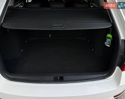 Білий Шкода Октавія, об'ємом двигуна 1.6 л та пробігом 290 тис. км за 11999 $, фото 30 на Automoto.ua