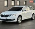 Белый Шкода Октавия, объемом двигателя 1.6 л и пробегом 230 тыс. км за 13800 $, фото 4 на Automoto.ua