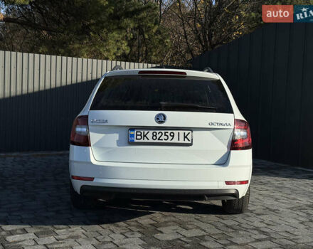 Білий Шкода Октавія, об'ємом двигуна 1.97 л та пробігом 250 тис. км за 13300 $, фото 13 на Automoto.ua