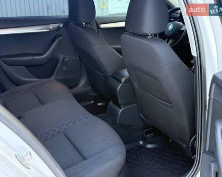 Білий Шкода Октавія, об'ємом двигуна 1.6 л та пробігом 290 тис. км за 11300 $, фото 33 на Automoto.ua