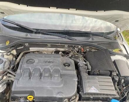 Білий Шкода Октавія, об'ємом двигуна 1.6 л та пробігом 193 тис. км за 12300 $, фото 7 на Automoto.ua