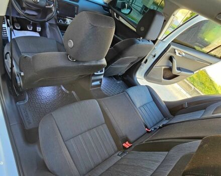 Белый Шкода Октавия, объемом двигателя 1.6 л и пробегом 245 тыс. км за 12500 $, фото 9 на Automoto.ua