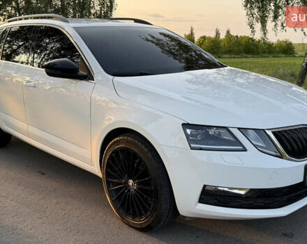 Белый Шкода Октавия, объемом двигателя 1.97 л и пробегом 308 тыс. км за 15600 $, фото 13 на Automoto.ua