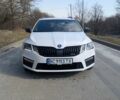 Белый Шкода Октавия, объемом двигателя 1.97 л и пробегом 186 тыс. км за 17500 $, фото 3 на Automoto.ua