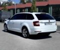 Белый Шкода Октавия, объемом двигателя 1.6 л и пробегом 310 тыс. км за 11800 $, фото 7 на Automoto.ua