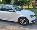 Белый Шкода Октавия, объемом двигателя 1.6 л и пробегом 275 тыс. км за 12000 $, фото 17 на Automoto.ua