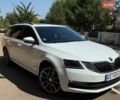 Белый Шкода Октавия, объемом двигателя 1.98 л и пробегом 286 тыс. км за 15000 $, фото 6 на Automoto.ua