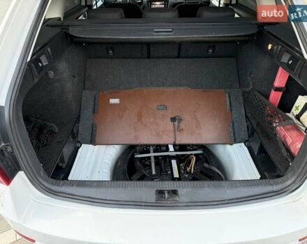 Белый Шкода Октавия, объемом двигателя 1.97 л и пробегом 222 тыс. км за 14900 $, фото 14 на Automoto.ua