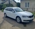 Білий Шкода Октавія, об'ємом двигуна 1.6 л та пробігом 275 тис. км за 14500 $, фото 2 на Automoto.ua