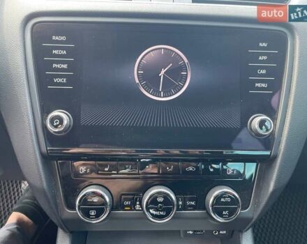 Белый Шкода Октавия, объемом двигателя 2 л и пробегом 220 тыс. км за 16200 $, фото 48 на Automoto.ua