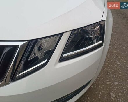 Білий Шкода Октавія, об'ємом двигуна 1.6 л та пробігом 247 тис. км за 10900 $, фото 34 на Automoto.ua