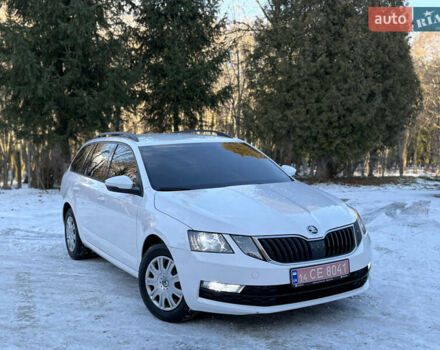Білий Шкода Октавія, об'ємом двигуна 1.6 л та пробігом 290 тис. км за 11300 $, фото 6 на Automoto.ua