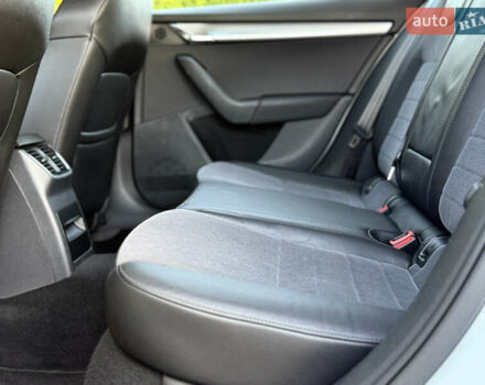 Белый Шкода Октавия, объемом двигателя 2 л и пробегом 183 тыс. км за 14300 $, фото 55 на Automoto.ua