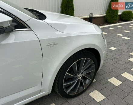 Белый Шкода Октавия, объемом двигателя 1.97 л и пробегом 232 тыс. км за 13980 $, фото 19 на Automoto.ua