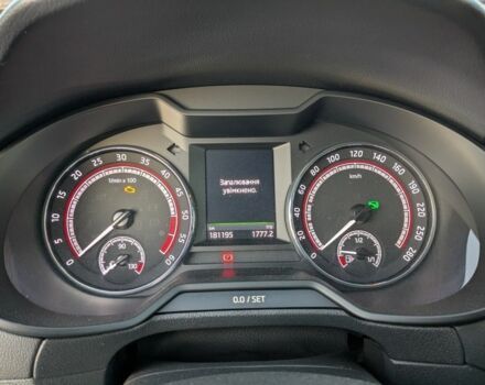 Белый Шкода Октавия, объемом двигателя 2 л и пробегом 182 тыс. км за 17800 $, фото 13 на Automoto.ua