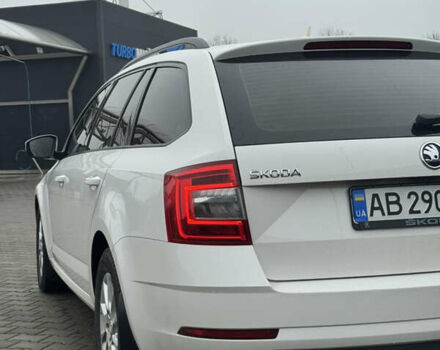 Белый Шкода Октавия, объемом двигателя 1.6 л и пробегом 280 тыс. км за 11900 $, фото 10 на Automoto.ua