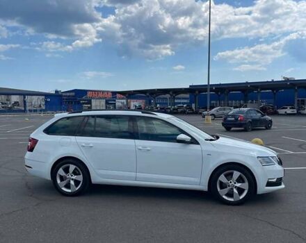 Белый Шкода Октавия, объемом двигателя 2 л и пробегом 220 тыс. км за 16200 $, фото 9 на Automoto.ua