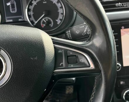 Белый Шкода Октавия, объемом двигателя 1.6 л и пробегом 260 тыс. км за 12490 $, фото 32 на Automoto.ua