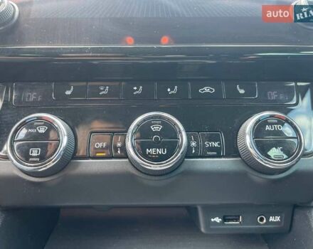 Белый Шкода Октавия, объемом двигателя 2 л и пробегом 220 тыс. км за 16200 $, фото 47 на Automoto.ua