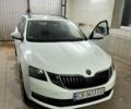 Белый Шкода Октавия, объемом двигателя 1.6 л и пробегом 280 тыс. км за 14000 $, фото 1 на Automoto.ua