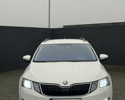 Белый Шкода Октавия, объемом двигателя 1.6 л и пробегом 280 тыс. км за 11900 $, фото 8 на Automoto.ua