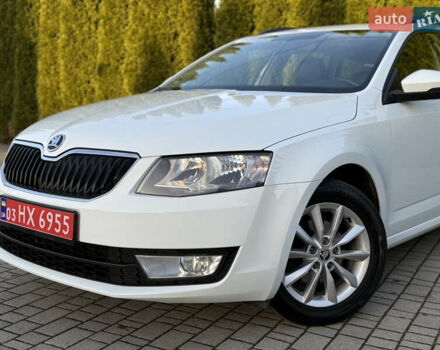 Белый Шкода Октавия, объемом двигателя 2 л и пробегом 183 тыс. км за 14300 $, фото 7 на Automoto.ua