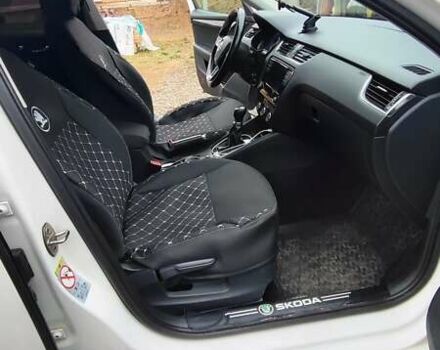 Белый Шкода Октавия, объемом двигателя 1.6 л и пробегом 342 тыс. км за 10800 $, фото 6 на Automoto.ua