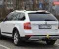 Белый Шкода Октавия, объемом двигателя 1.97 л и пробегом 246 тыс. км за 18300 $, фото 5 на Automoto.ua