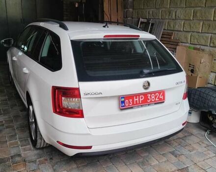 Белый Шкода Октавия, объемом двигателя 2 л и пробегом 271 тыс. км за 14399 $, фото 36 на Automoto.ua