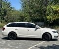 Білий Шкода Октавія, об'ємом двигуна 1.6 л та пробігом 300 тис. км за 12800 $, фото 2 на Automoto.ua
