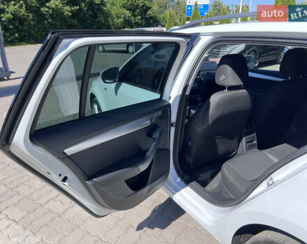 Белый Шкода Октавия, объемом двигателя 1.97 л и пробегом 116 тыс. км за 19990 $, фото 30 на Automoto.ua