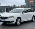 Белый Шкода Октавия, объемом двигателя 2 л и пробегом 214 тыс. км за 15200 $, фото 1 на Automoto.ua
