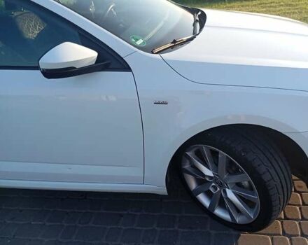 Білий Шкода Октавія, об'ємом двигуна 1.6 л та пробігом 223 тис. км за 15950 $, фото 7 на Automoto.ua