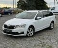 Белый Шкода Октавия, объемом двигателя 1.6 л и пробегом 145 тыс. км за 15800 $, фото 1 на Automoto.ua