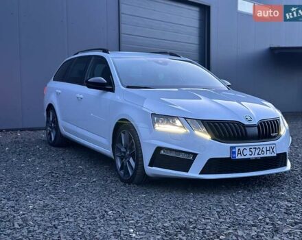 Белый Шкода Октавия, объемом двигателя 1.97 л и пробегом 260 тыс. км за 17900 $, фото 3 на Automoto.ua