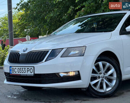 Белый Шкода Октавия, объемом двигателя 2 л и пробегом 229 тыс. км за 15500 $, фото 14 на Automoto.ua